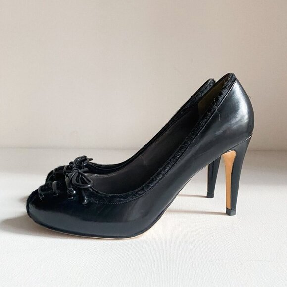 Cole Haan Classic Black LEather Cow Skin Corset Detail Heels 6.5B - Picture 5 of 9